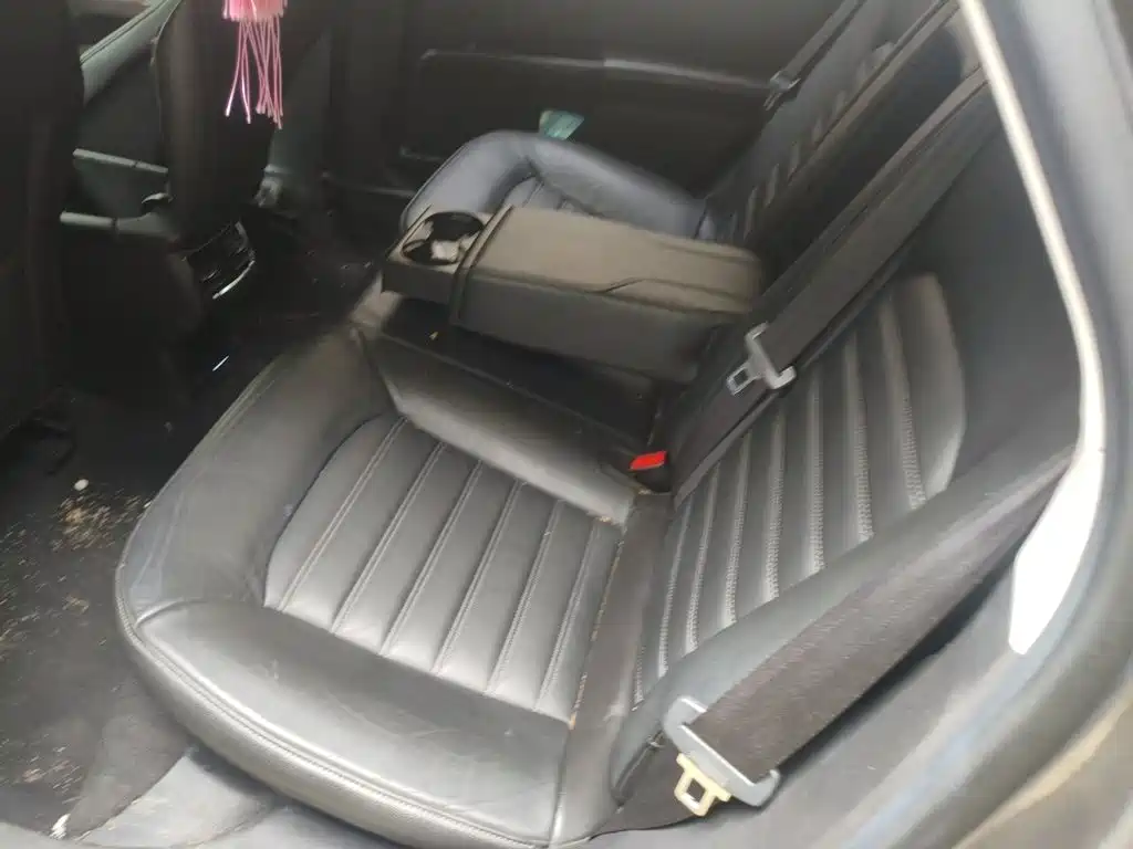 Ford Mondeo — миниатюра 13