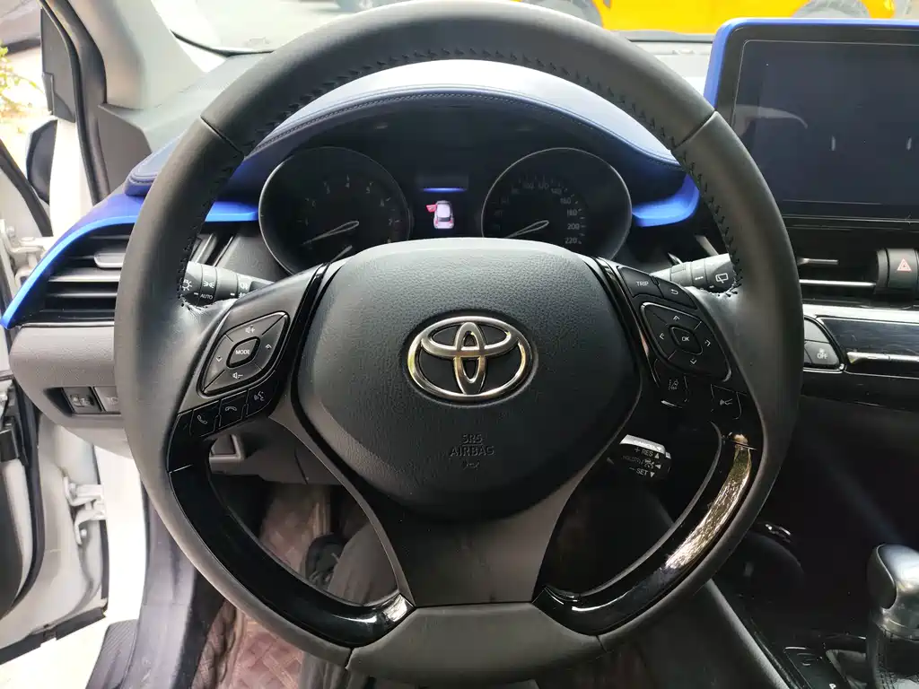 Toyota C-HR — миниатюра 10