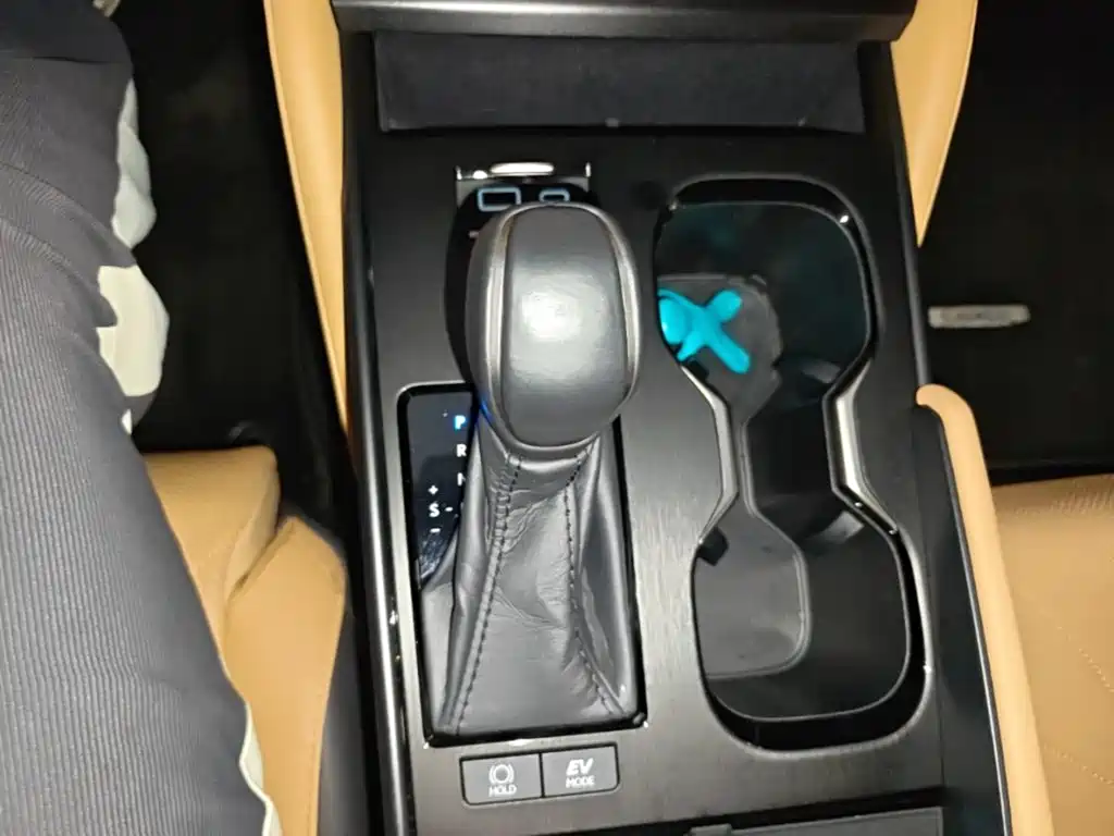 Lexus ES — миниатюра 14
