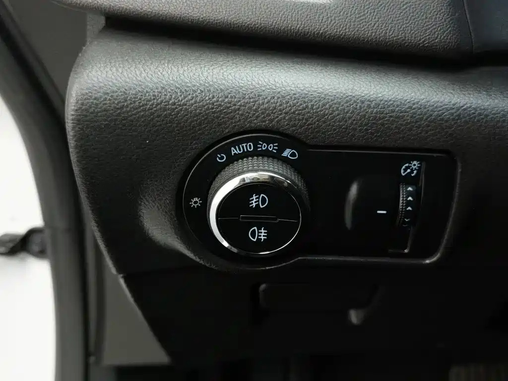 Buick Excelle — миниатюра 21