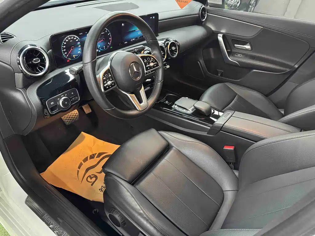 MERCEDES-BENZ A CLASS