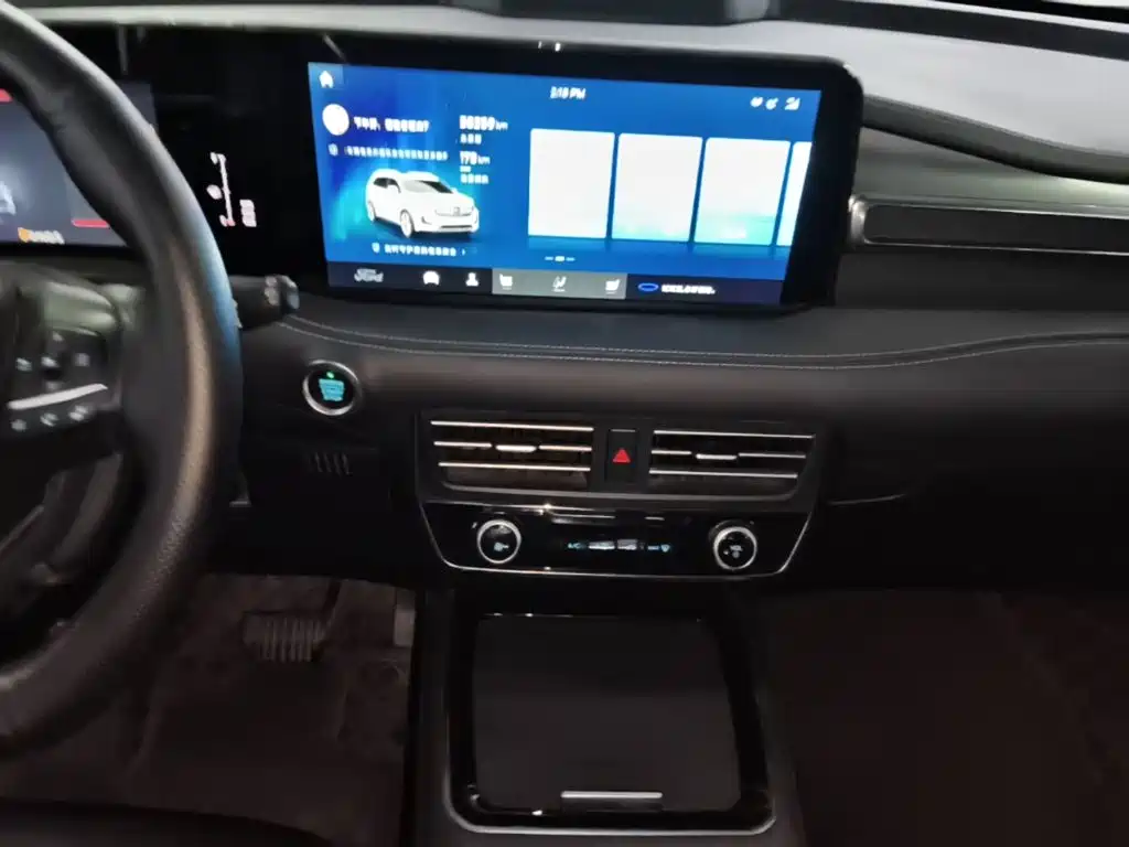 Ford Edge — миниатюра 13