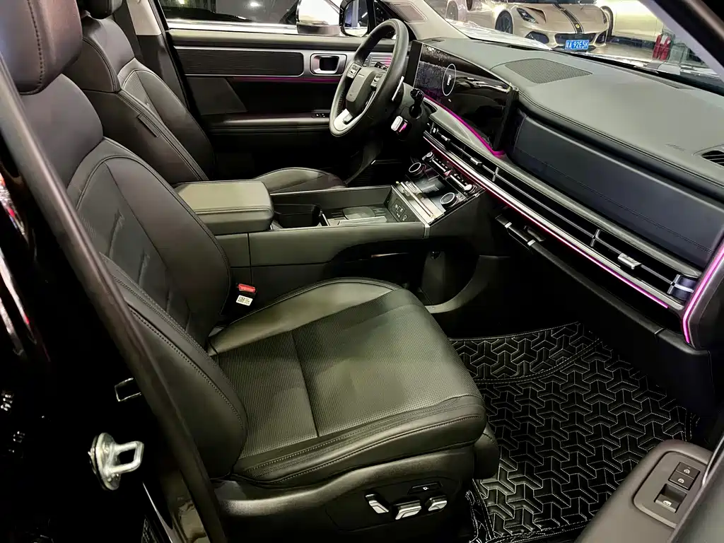 Hyundai Santa Fe — миниатюра 11