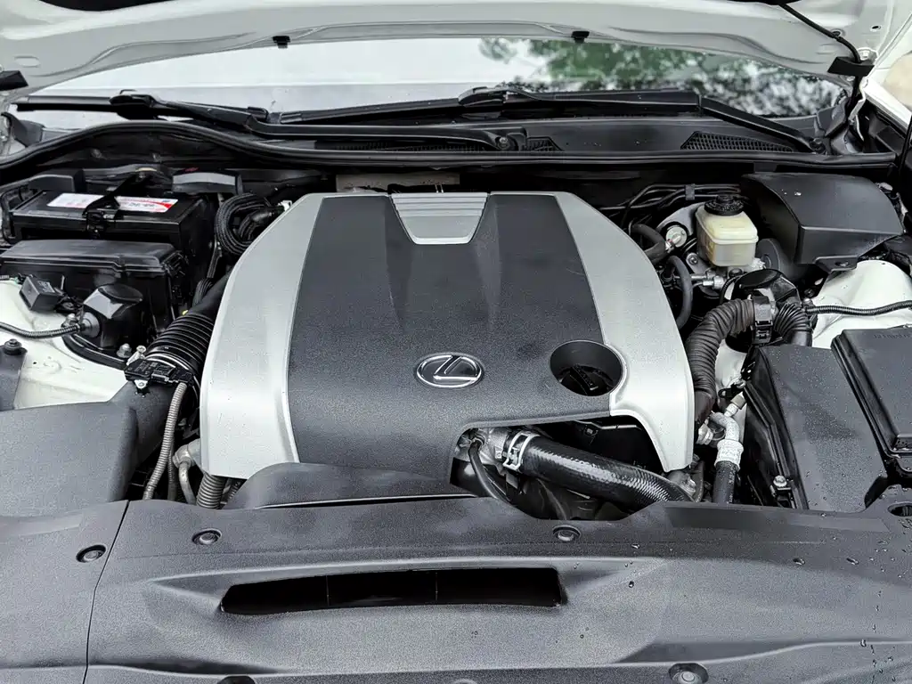Lexus GS — миниатюра 9