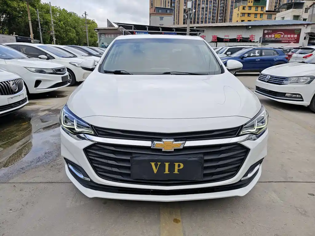 Chevrolet Monza 2022 320 AT Enjoy