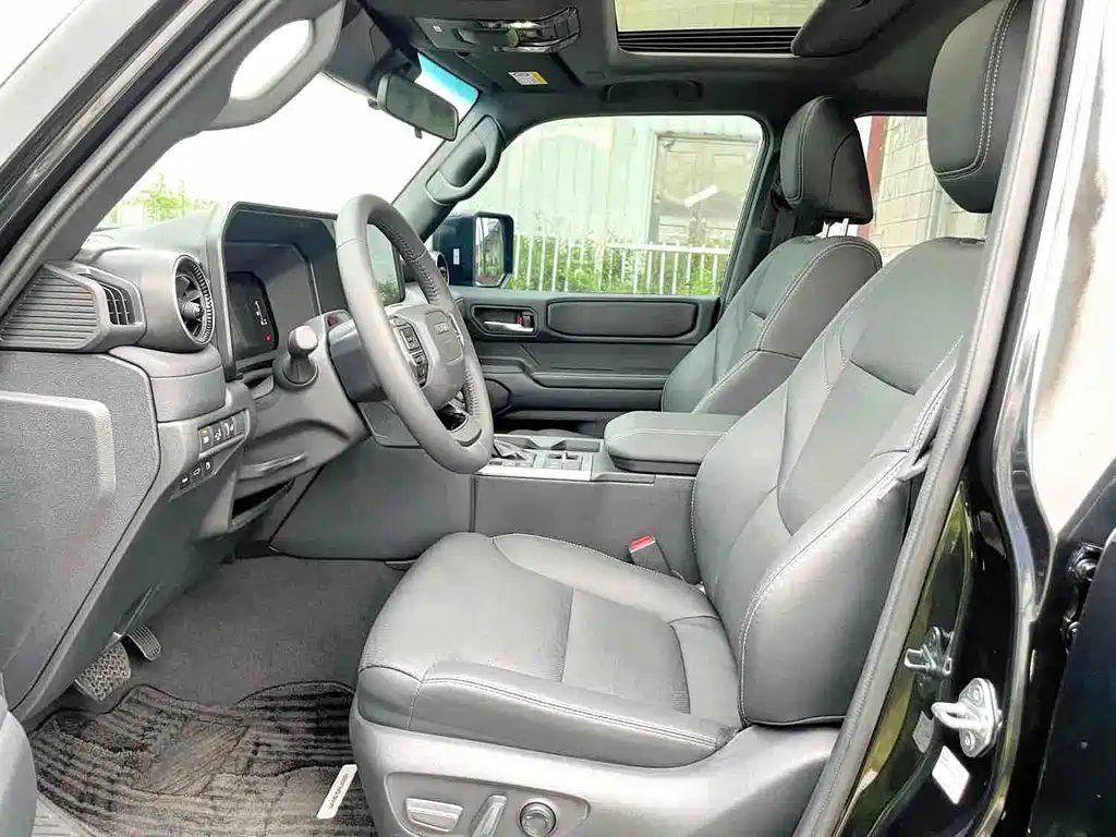 Toyota Prado — миниатюра 4