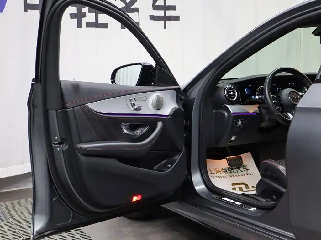 Mercedes-Benz E-Class AMG — миниатюра 5