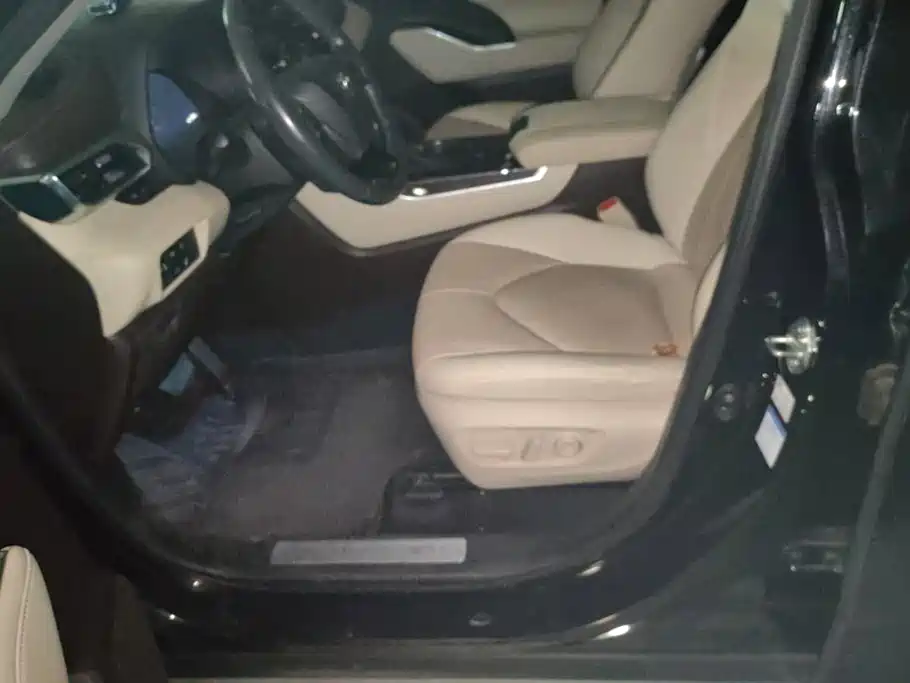 Toyota Highlander — миниатюра 9