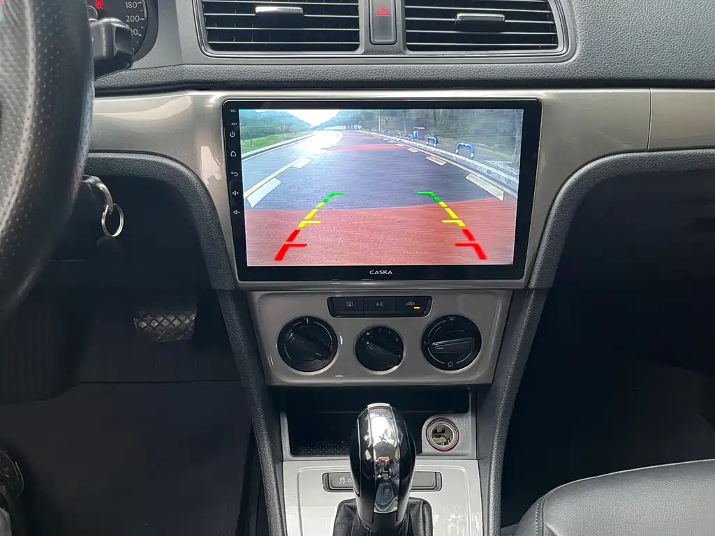 Volkswagen Lavida — миниатюра 14
