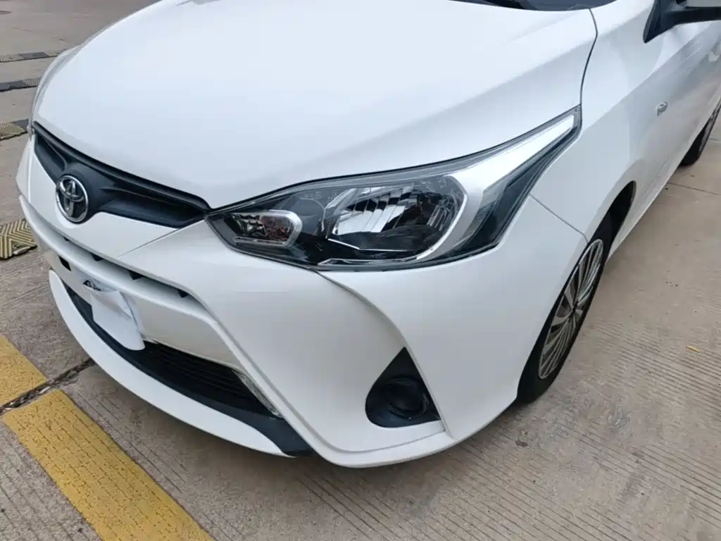 Toyota Yaris L — миниатюра 24