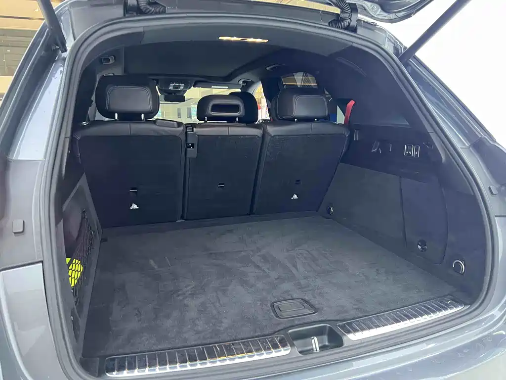 MERCEDES-BENZ GLE AMG