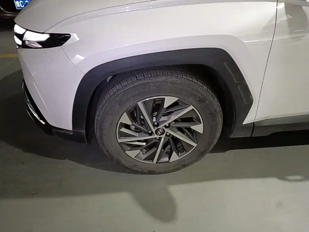 Hyundai Tucson — миниатюра 23