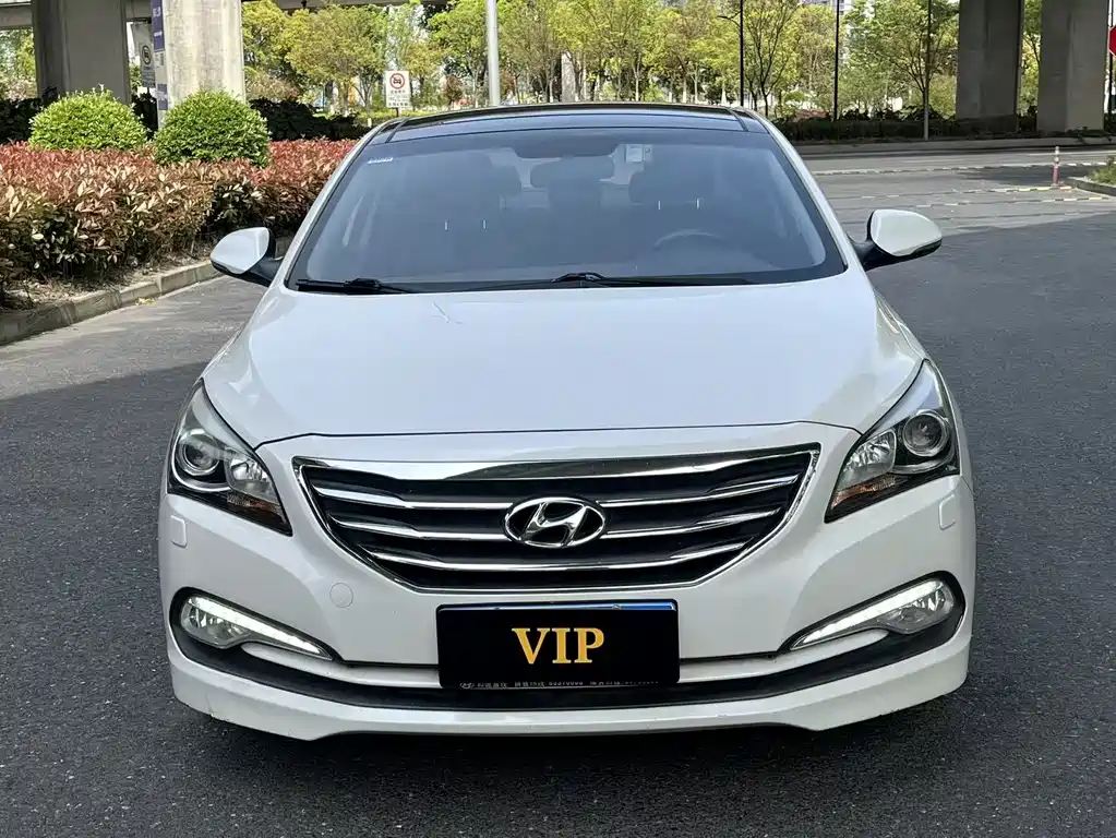 Hyundai Mistra 2014 1.8L AT Luxury DLX