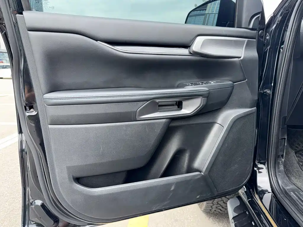 Ford Ranger — миниатюра 12