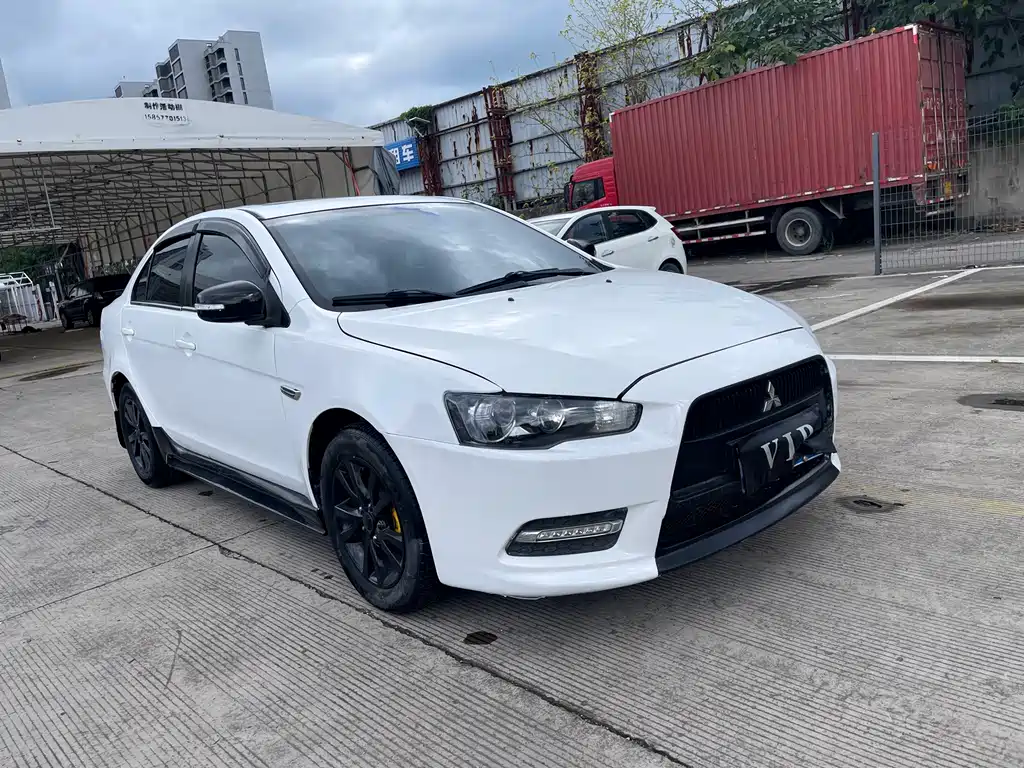 Mitsubishi Lancer EX — миниатюра 3