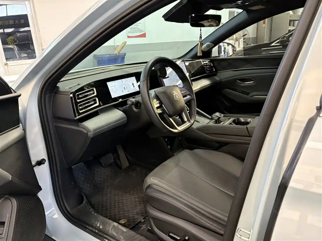 BYD Qin L — миниатюра 5