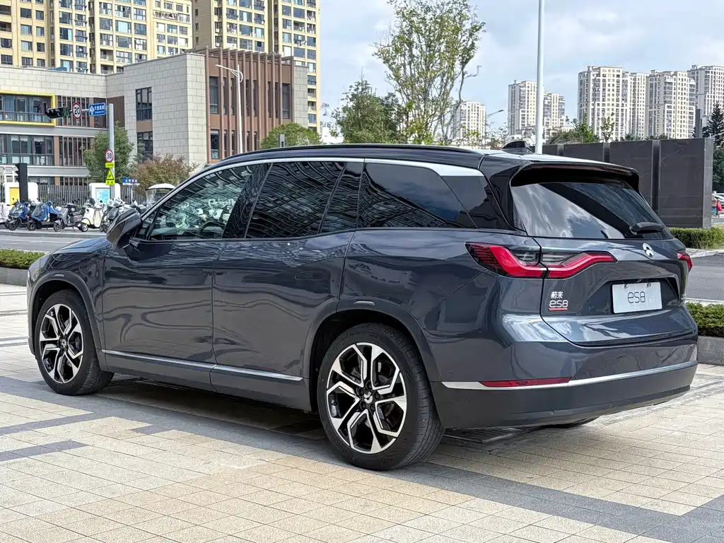 NIO NIO ES8