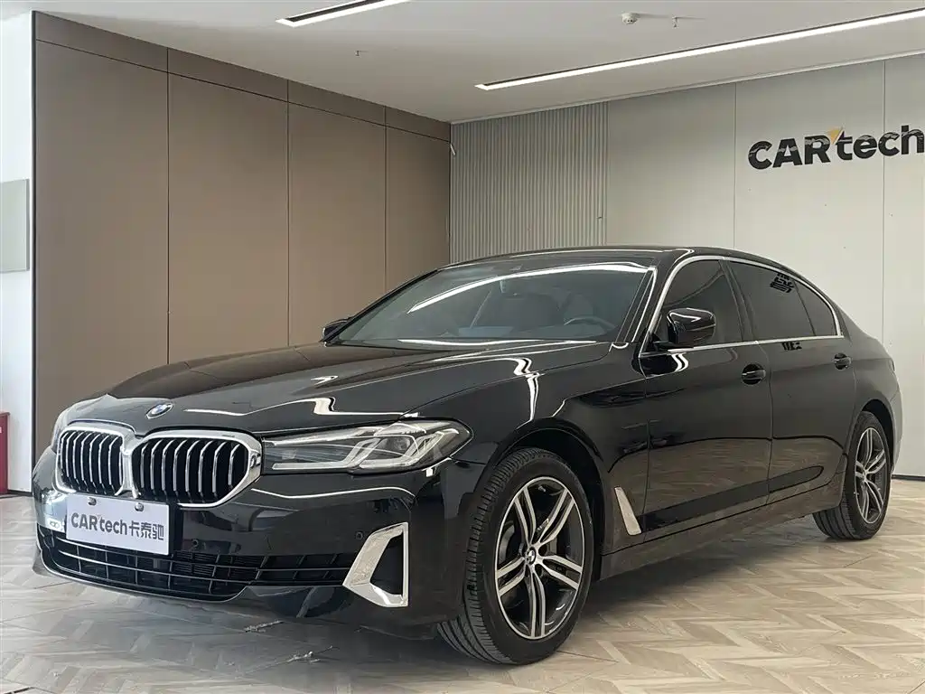 BMW 5 Series 2021