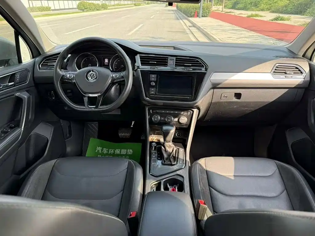 Volkswagen Tiguan L — миниатюра 5