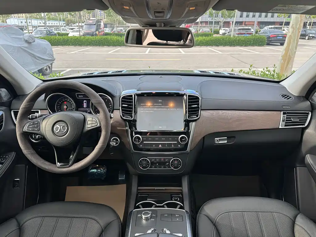 BAIC BJ90 2021 3.0T