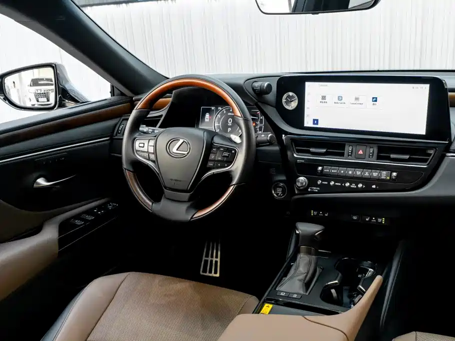 Lexus ES — миниатюра 26