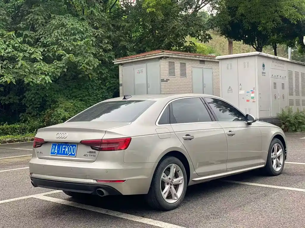 Audi A4L — миниатюра 5