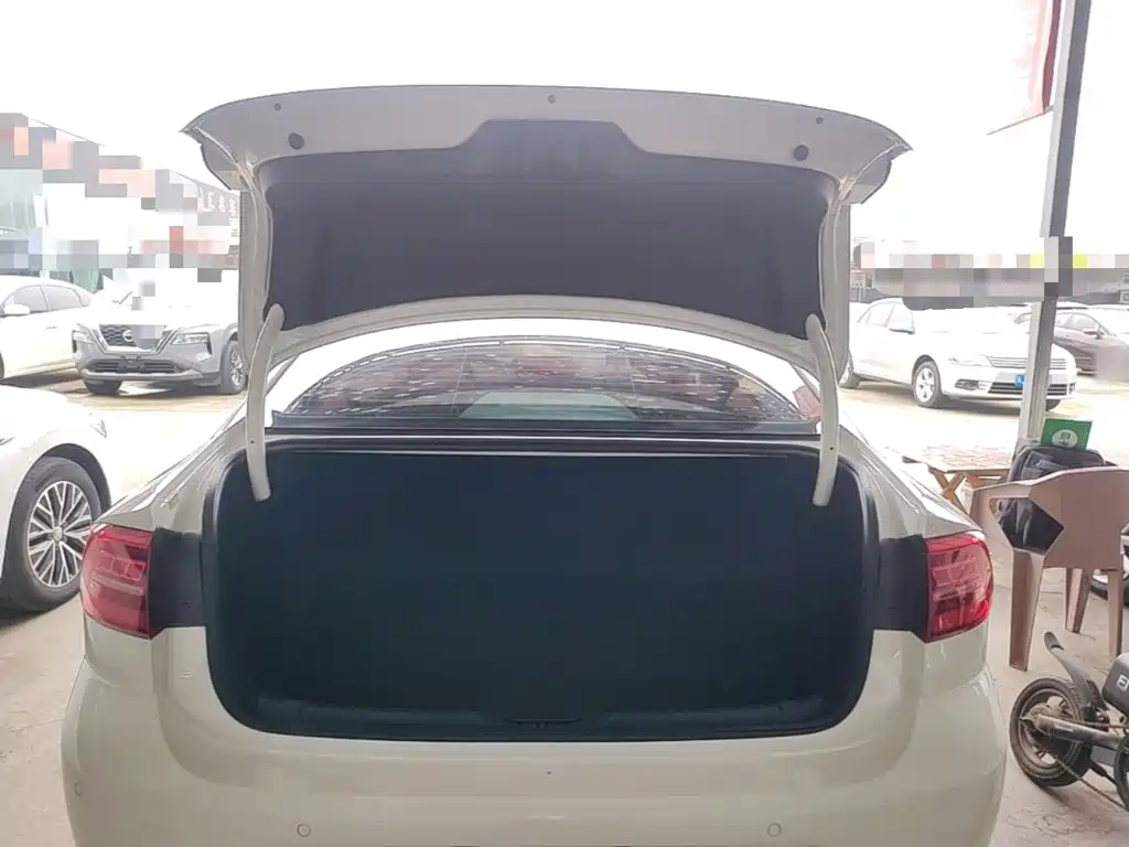 Volkswagen Lamando — миниатюра 19