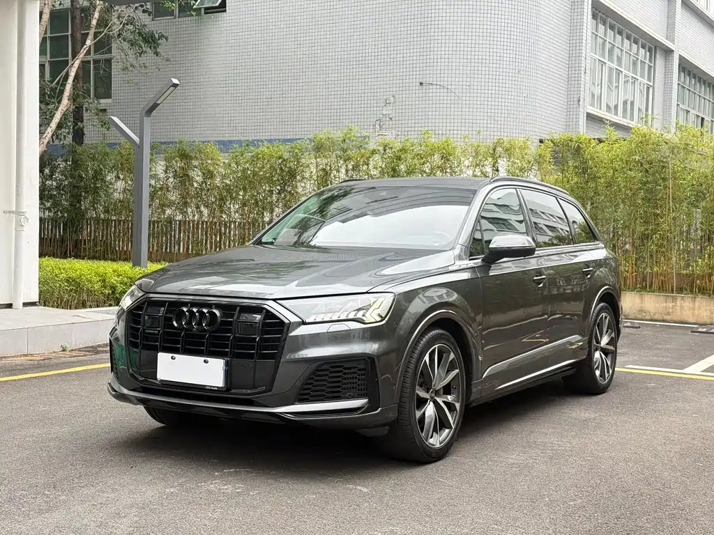 Audi Q7 2021
