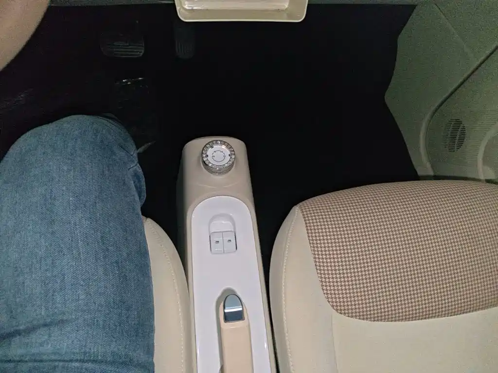 Wuling MINIEV — миниатюра 14