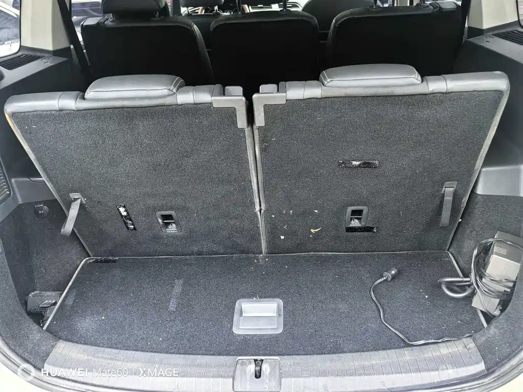 Volkswagen Touran — миниатюра 9