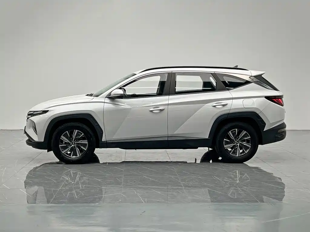 Hyundai Tucson — миниатюра 3