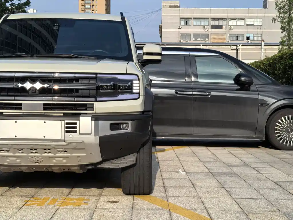Fangchengbao Leopard 5 5 2023 Flagship