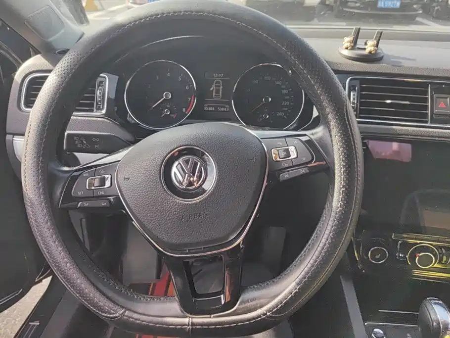 Volkswagen Sagitar — миниатюра 15