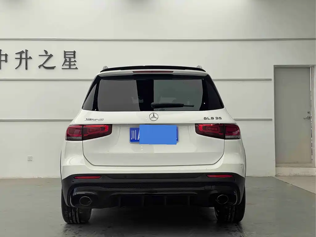 MERCEDES-BENZ GLB AMG