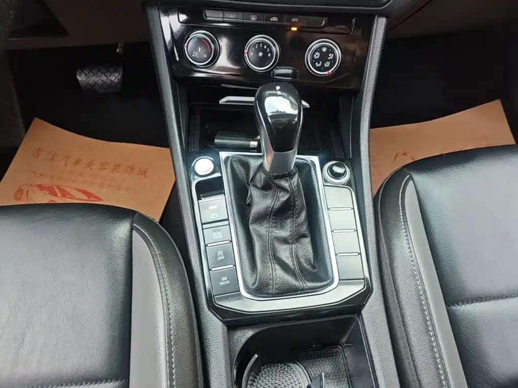 Volkswagen Sagitar — миниатюра 14