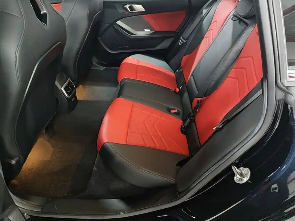 BMW 2 Series — миниатюра 22