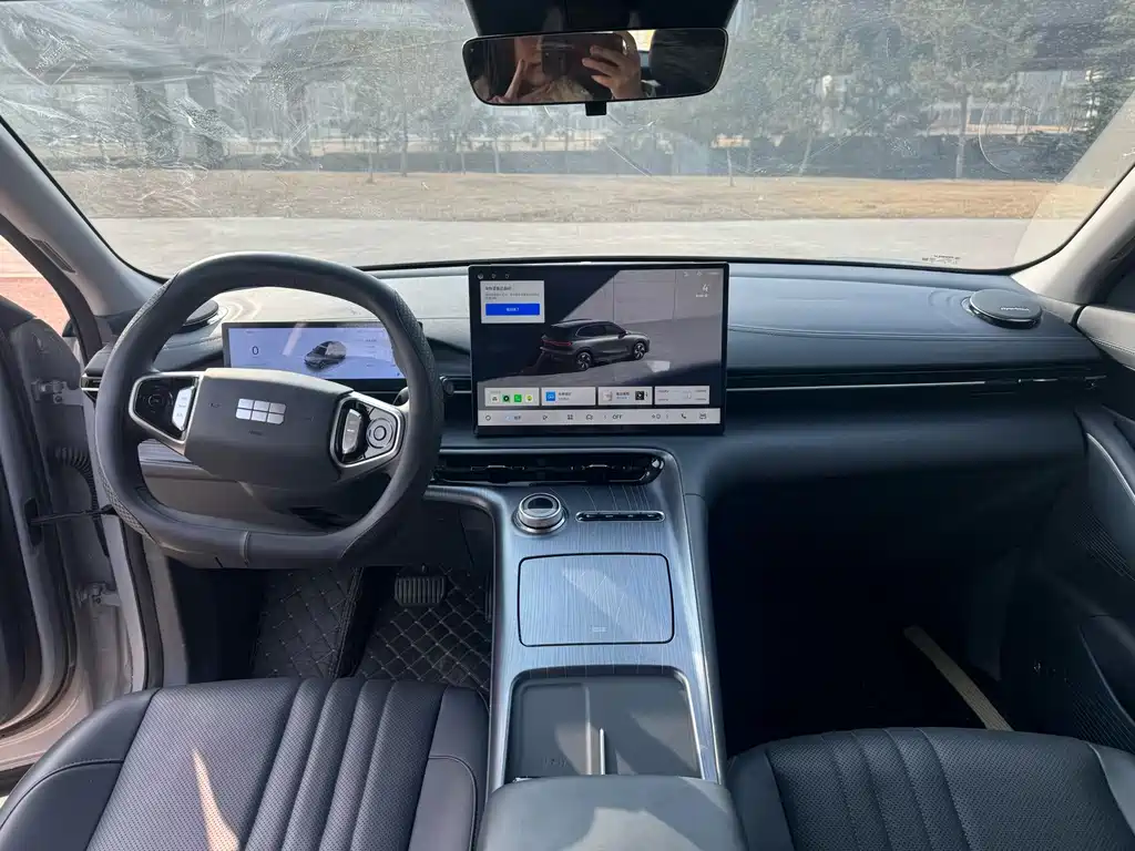 GEELY GALAXY GALAXY E5