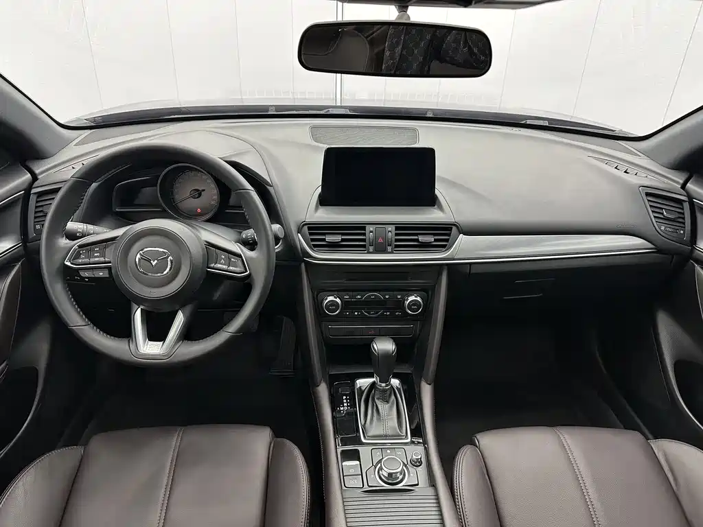 MAZDA CX 4