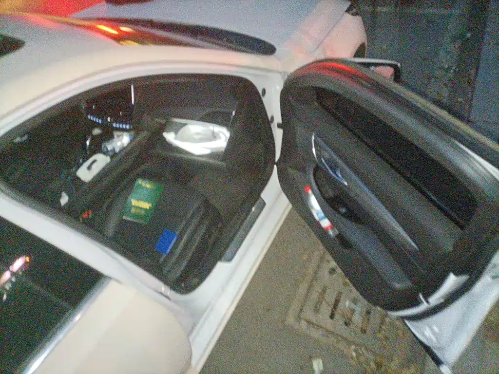 Cadillac CT5 — миниатюра 18