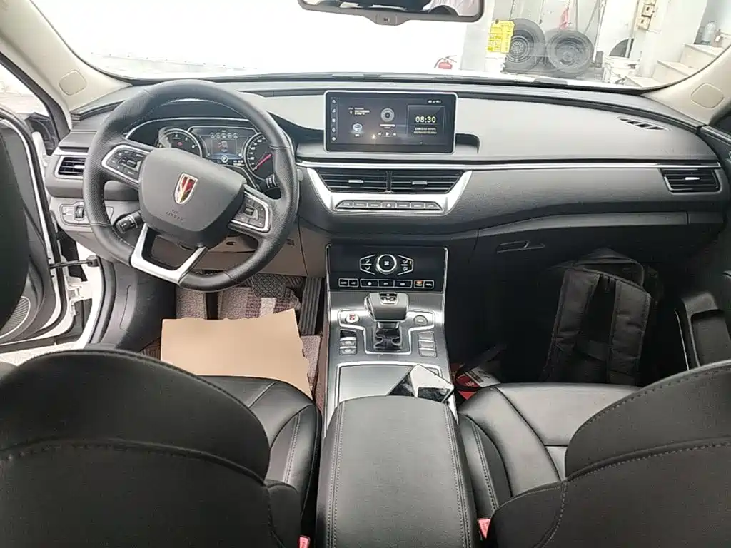 Hongqi Hongqi H5 — миниатюра 10