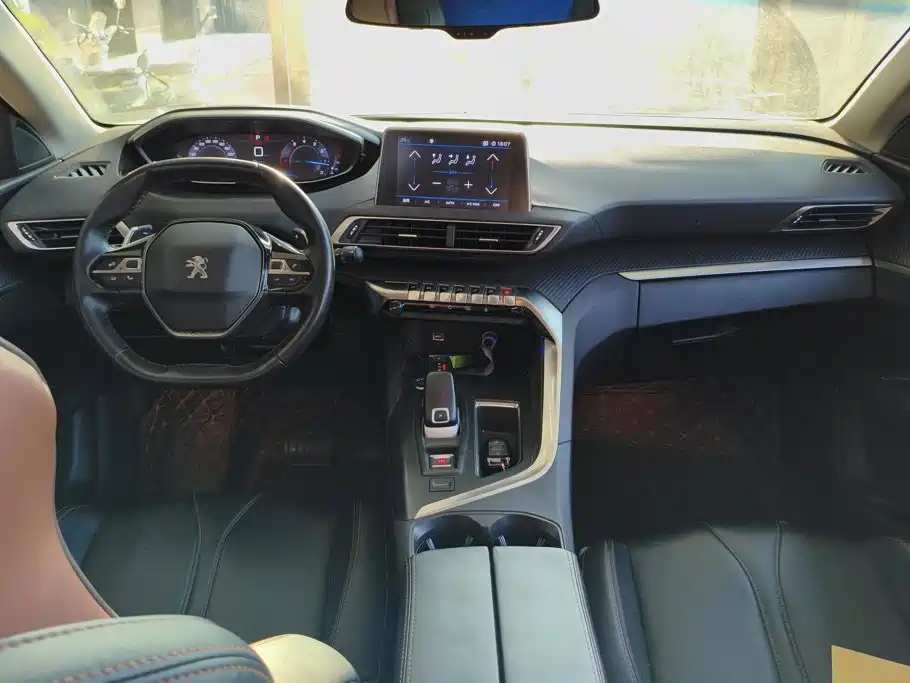 Peugeot 4008 — миниатюра 12