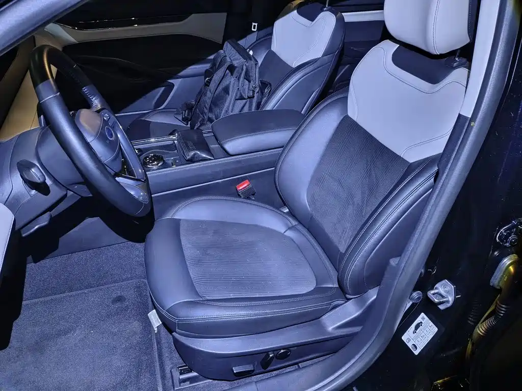 Ford Evos — миниатюра 15
