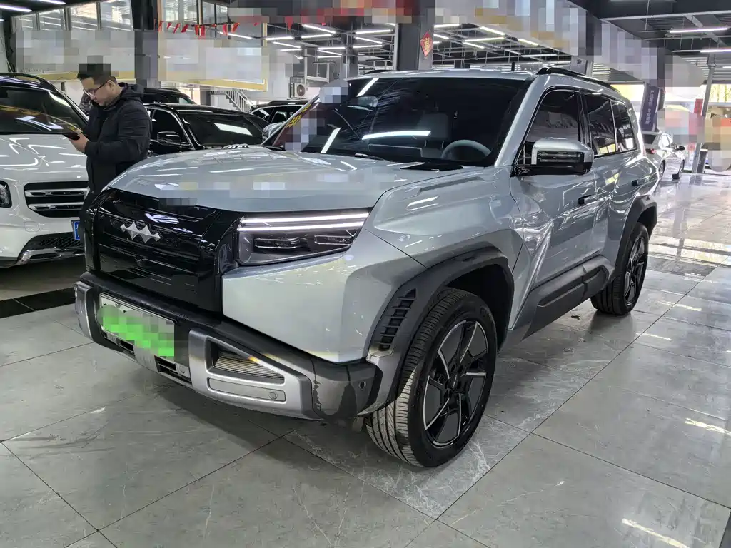Fang Cheng Bao Titanium 3 2025
