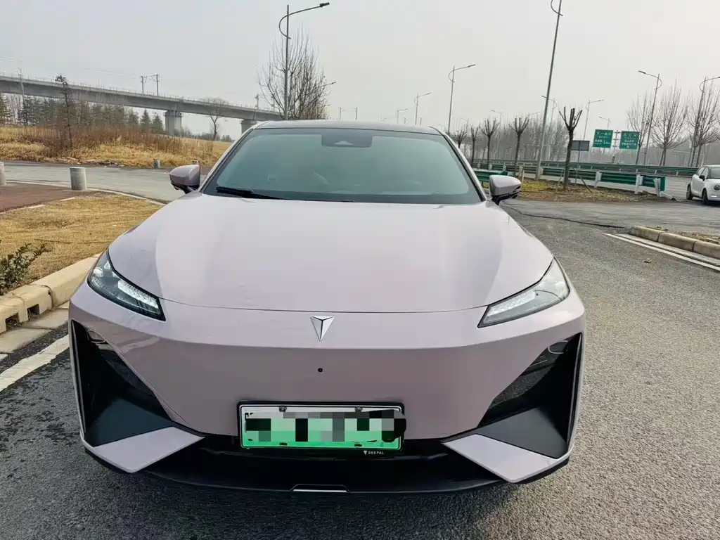 Changan Deepal DARK BLUE S07