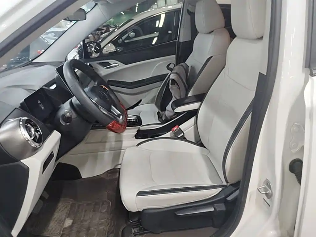 BYD Yuan Pro — миниатюра 15