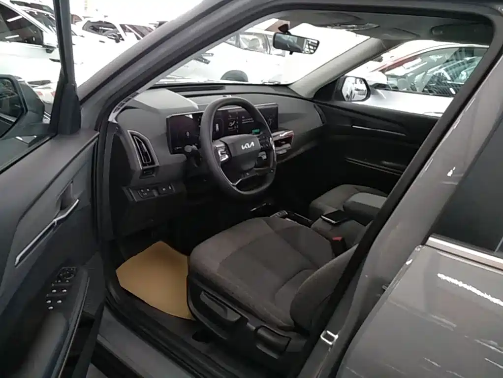 Kia EV5 — миниатюра 15