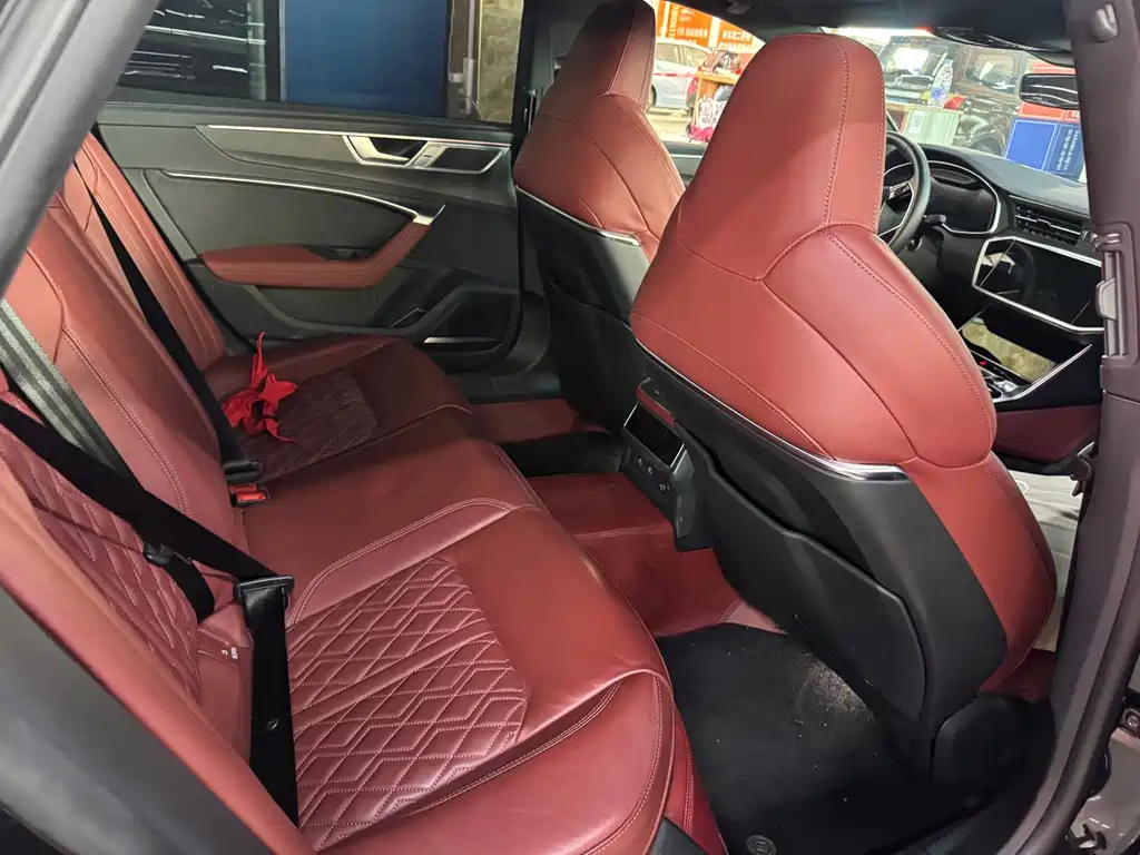 Audi A7L — миниатюра 10