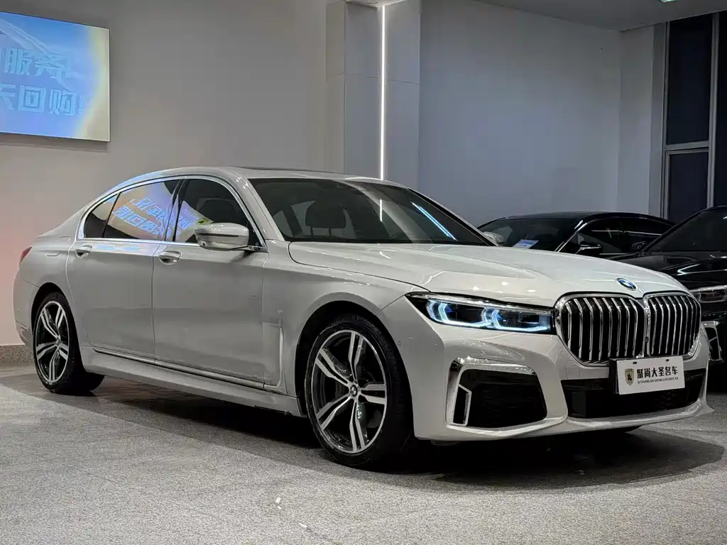 BMW 7 Series — миниатюра 3