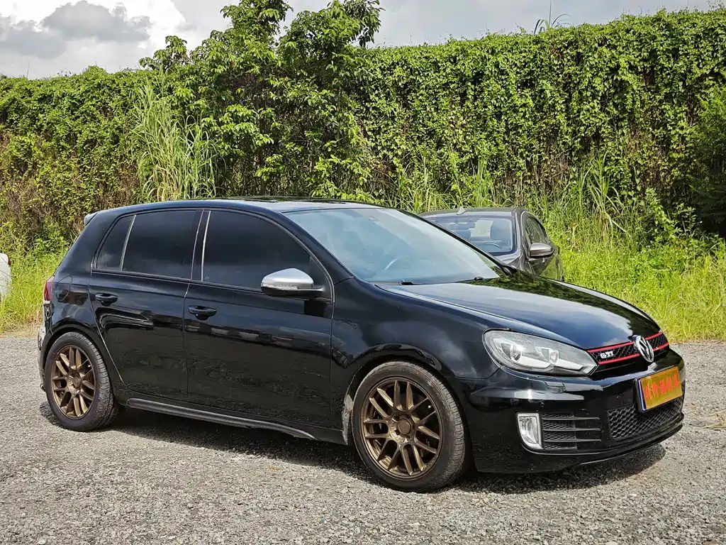 Volkswagen Golf GTI — миниатюра 3