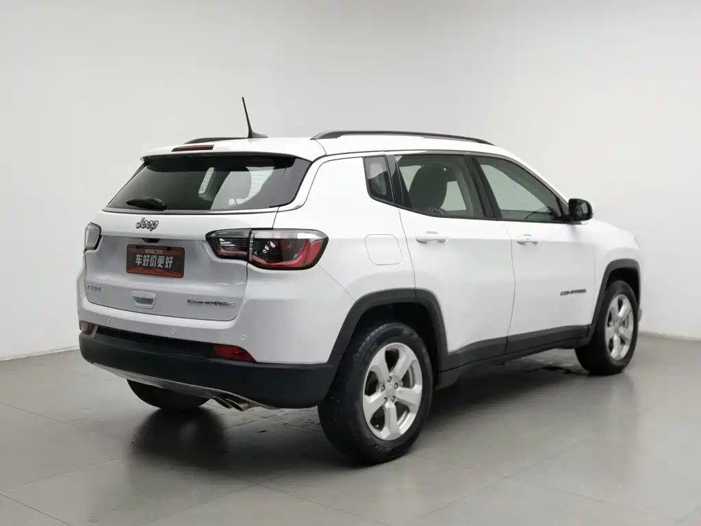 Jeep Compass — миниатюра 2